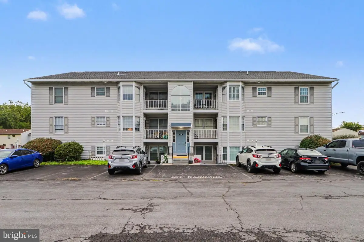 130-11 W Portland St #11, Mechanicsburg, PA 17055 - #1