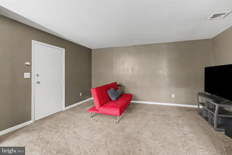 130-11 W Portland St #11, Mechanicsburg, PA 17055 - #2