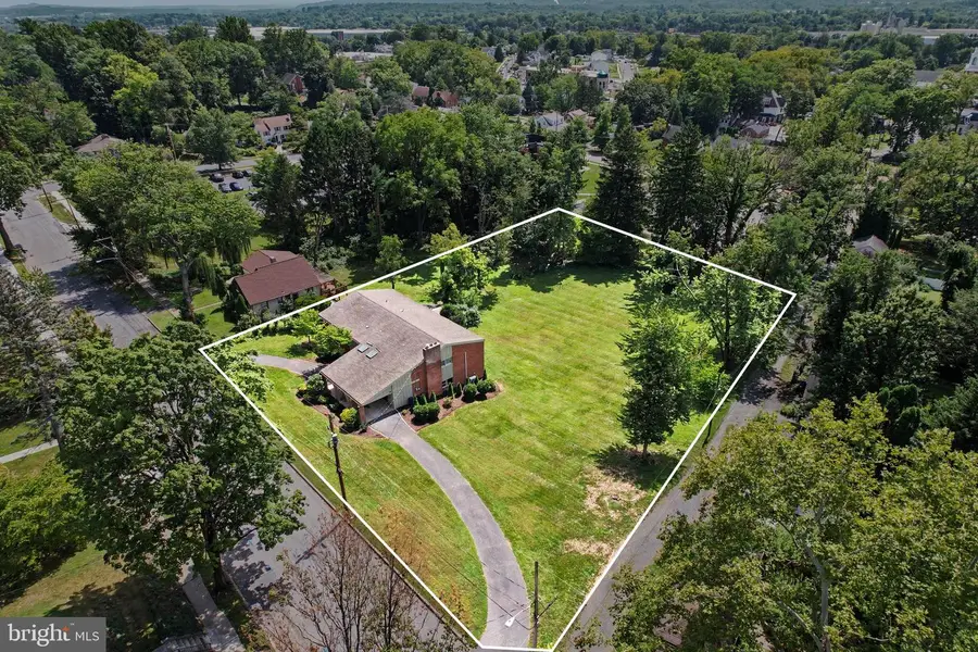 1935 High St, Camp Hill, PA 17011 - #2