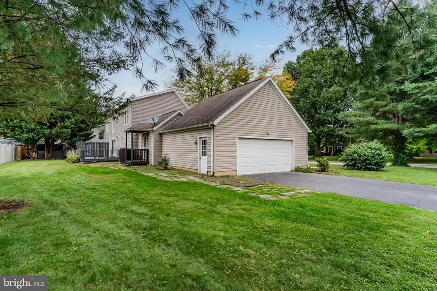 720 Sutton Dr, Carlisle, PA 17013 - #2