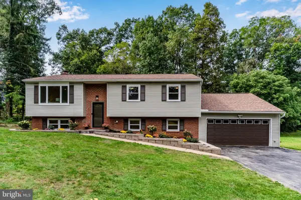 27 Hamilton Rd, BOILING SPRINGS, PA 17007