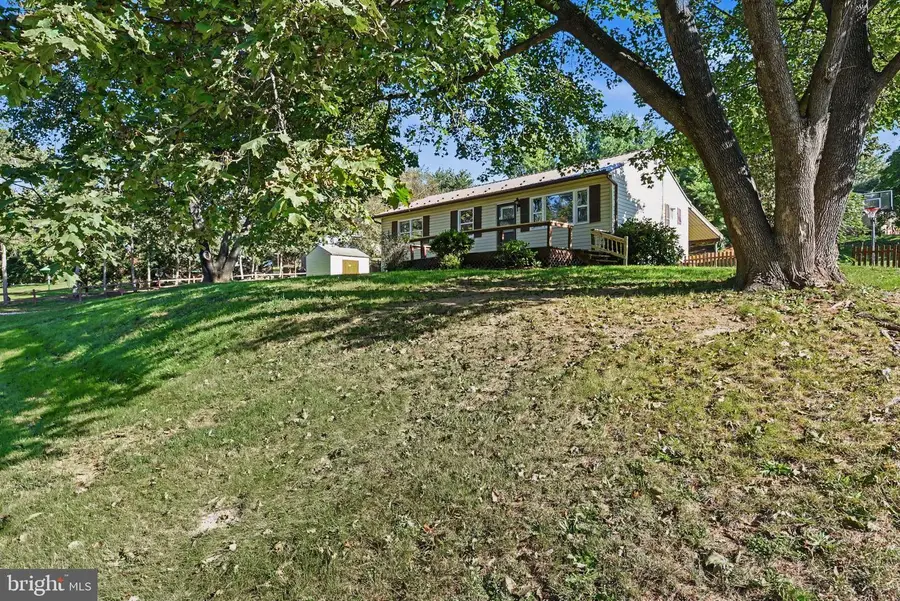 10 Stine Ave, Carlisle, PA 17013 - #2