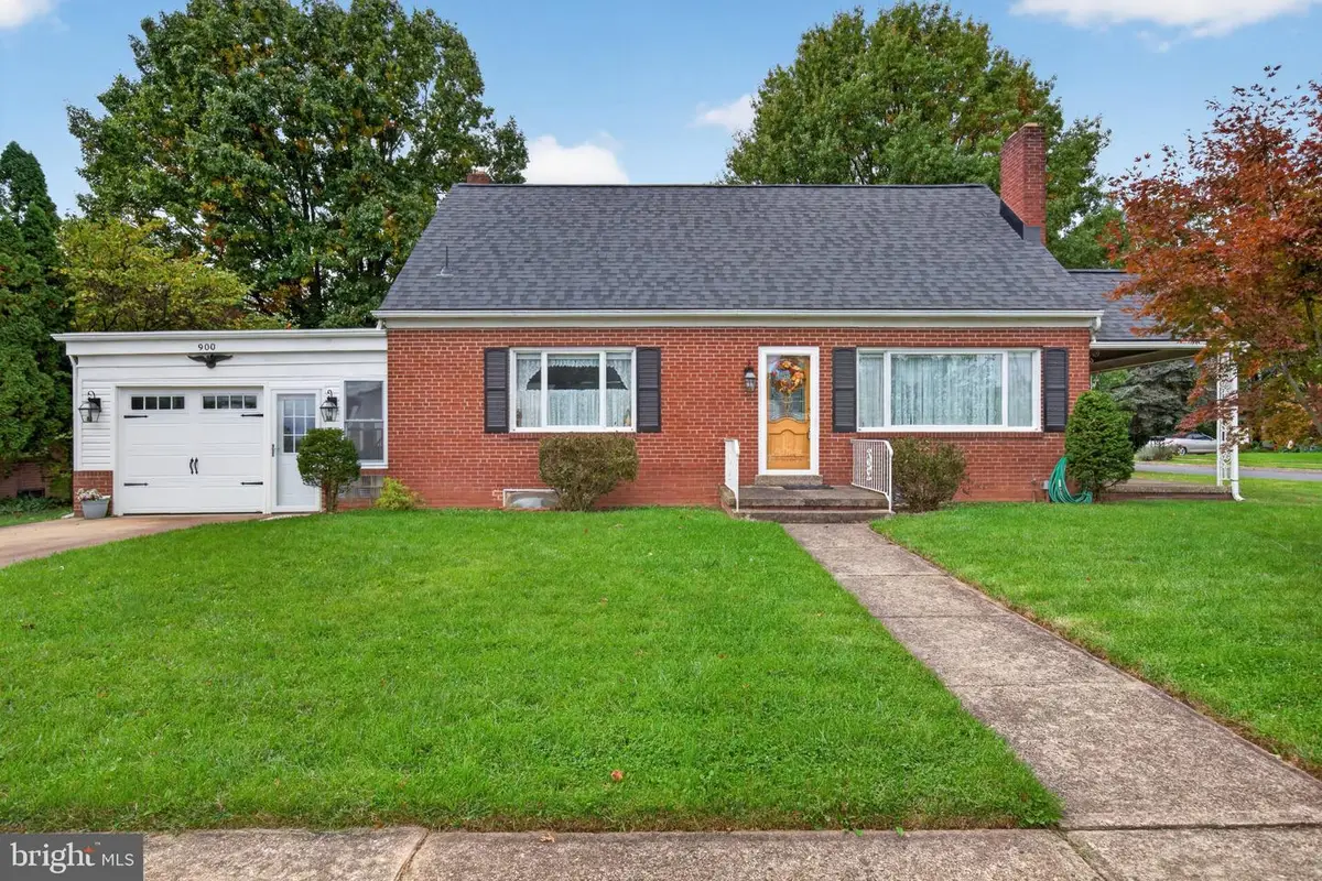 900 S 31st St, Camp Hill, PA 17011 - #1