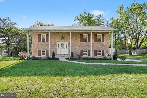 103 Country Club Rd, CARLISLE, PA 17015
