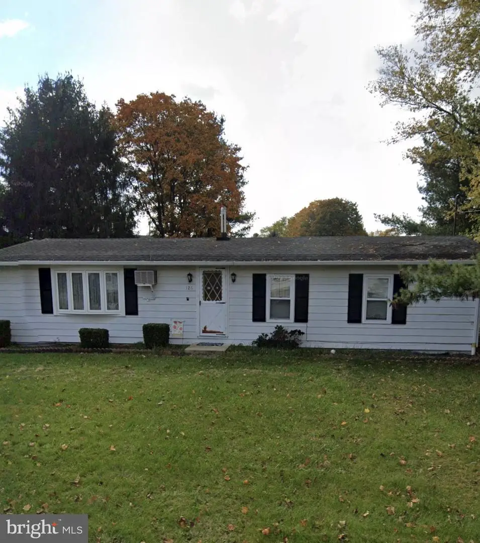 126 Lakeview Dr, Carlisle, PA 17013 - #1