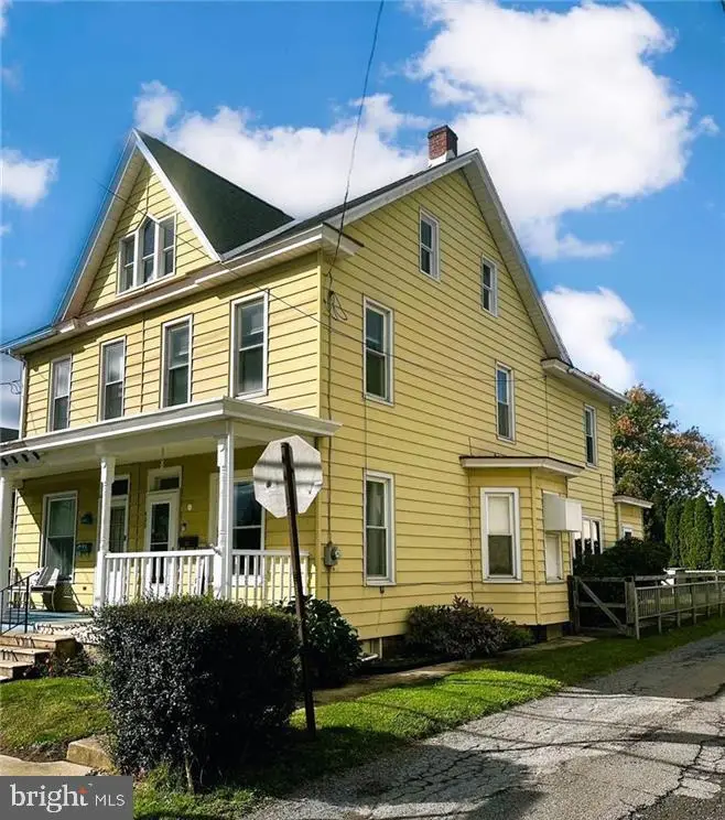 522 Iron St, Lehighton, PA 18235 - Image #2