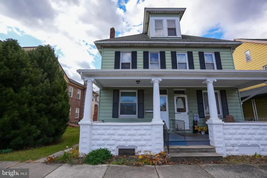 714 Lincoln Ave, Bowmanstown, PA 18030 - Image #2