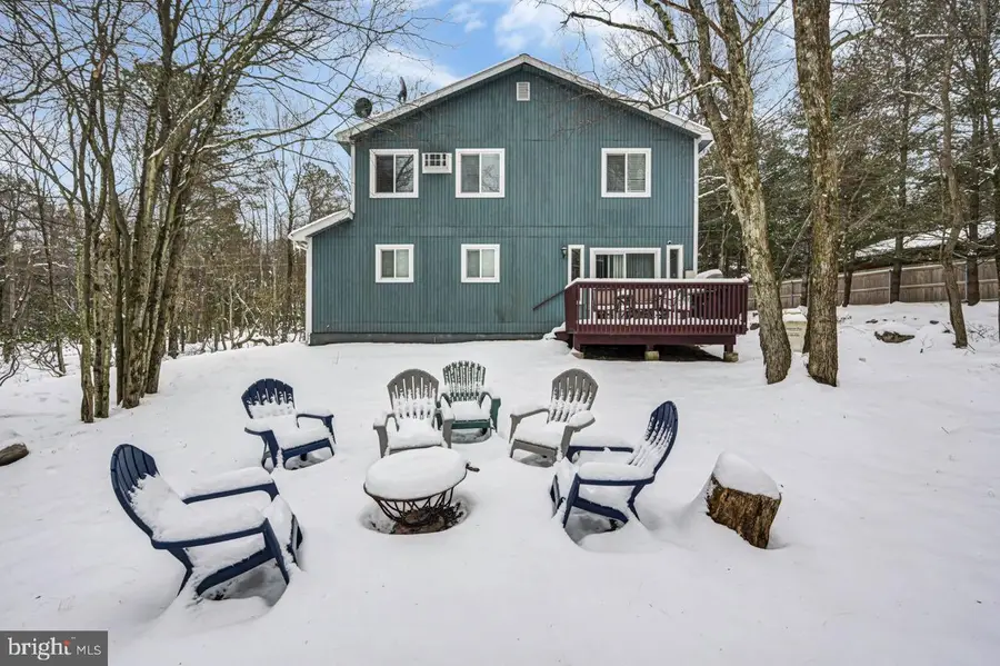 12 Hickory Rd, Lake Harmony, PA 18624 - Image #2