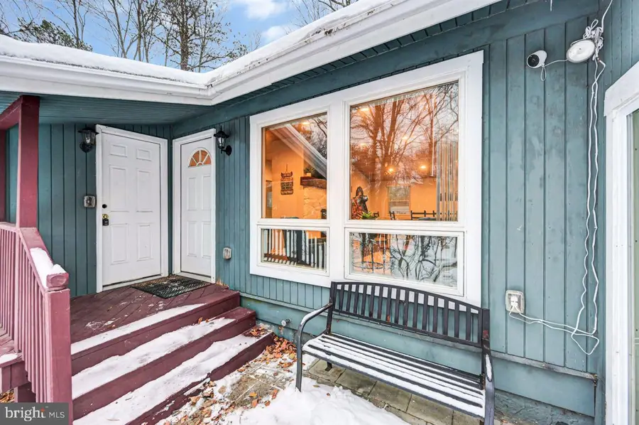 12 Hickory Rd, Lake Harmony, PA 18624 - Image #3