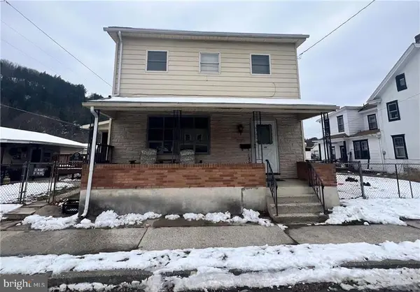 438 White St, WEISSPORT, PA 18235