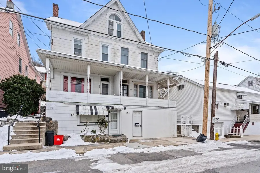 328 W Abbott St, Lansford, PA 18232 - Image #3