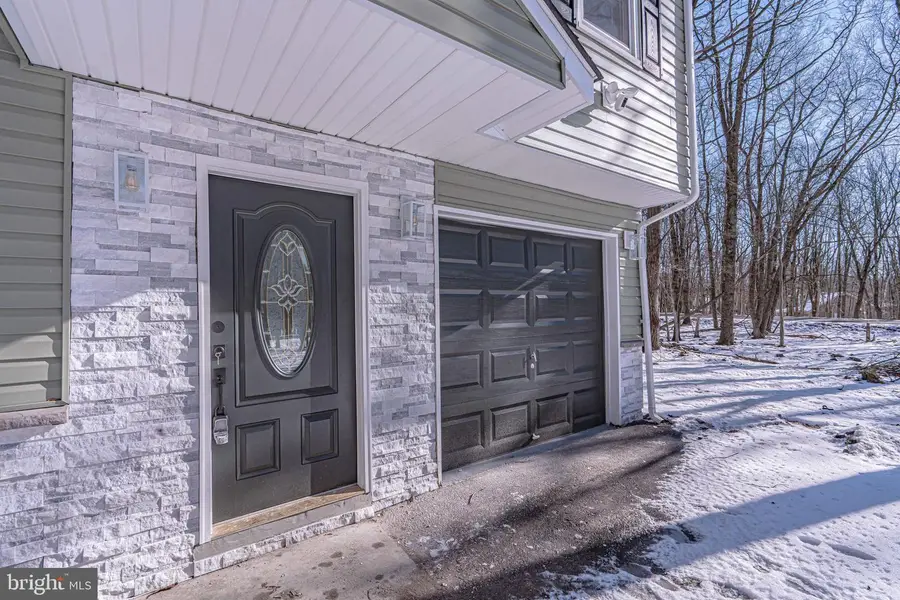 64 Shawnee Trl, Albrightsville, PA 18210 - Image #3