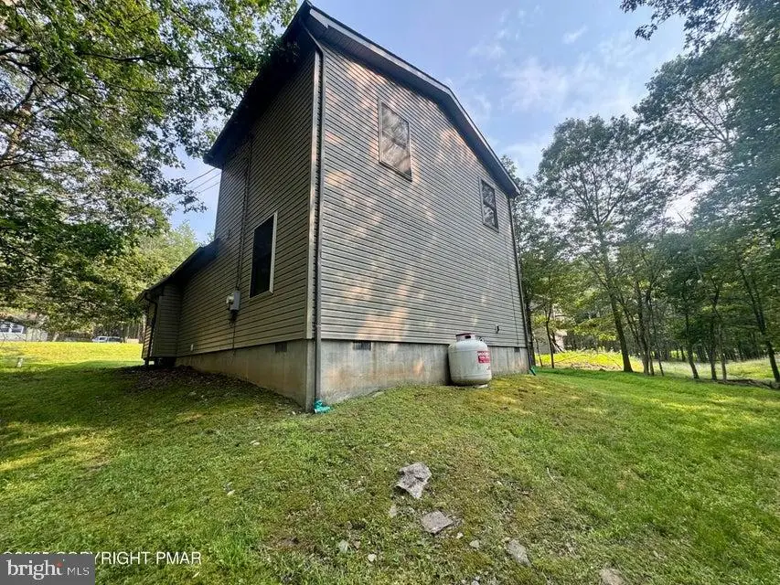 85 Shawnee Trl, Albrightsville, PA 18210 - Image #3