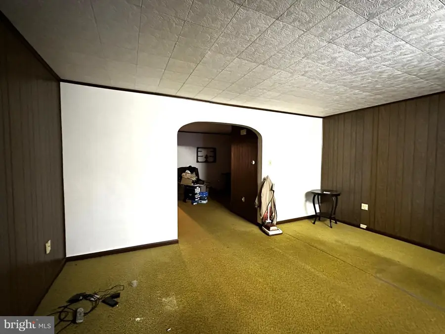 239 E Hazard St, Summit Hill, PA 18250 - Image #3