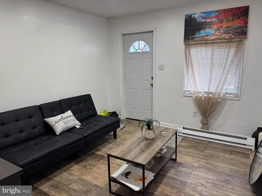 219 W Water St, Lansford, PA 18232 - Image #2