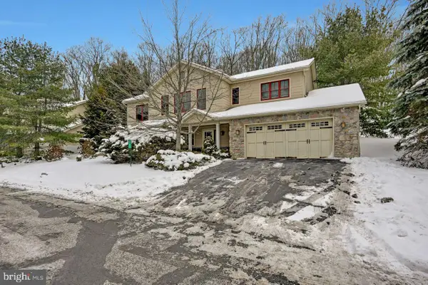 265 Longview Dr, LAKE HARMONY, PA 18624