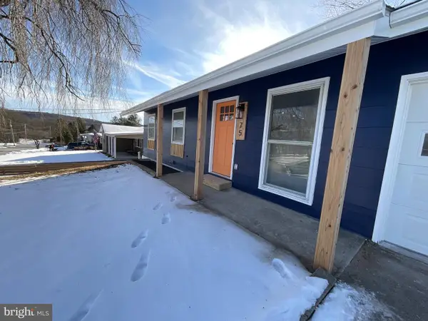 75 Center Rd, LEHIGHTON, PA 18235