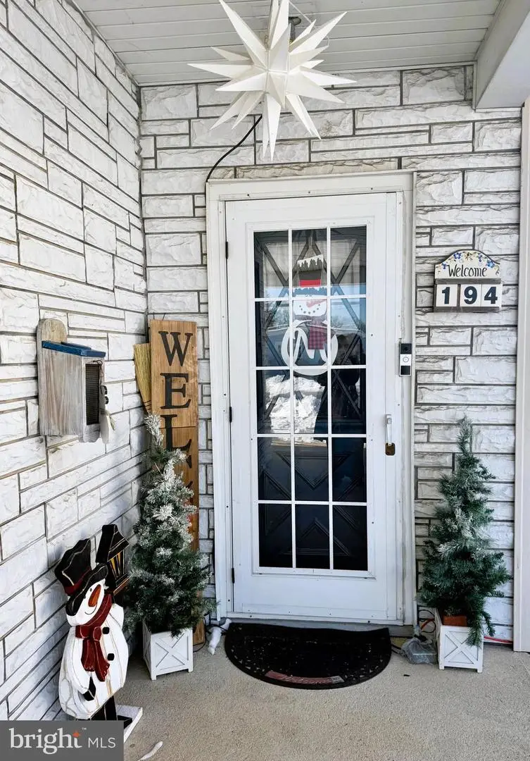 194 N 7th St, Lehighton, PA 18235 - #2