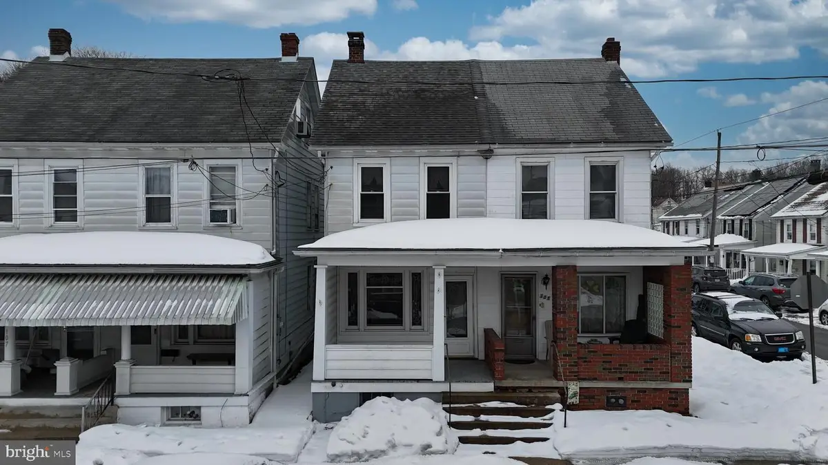 103 E Amidon St, Summit Hill, PA 18250 - #1