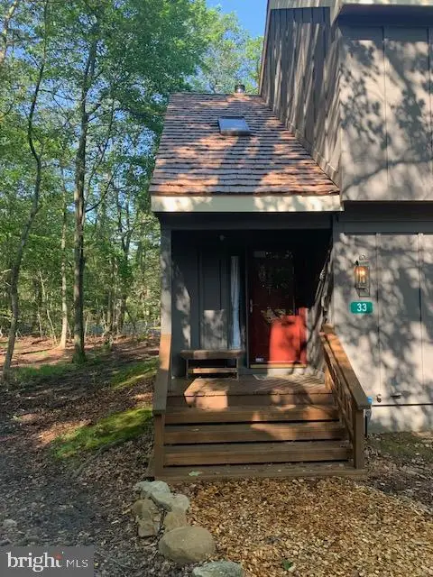 33 Elevator, LAKE HARMONY, PA 18624