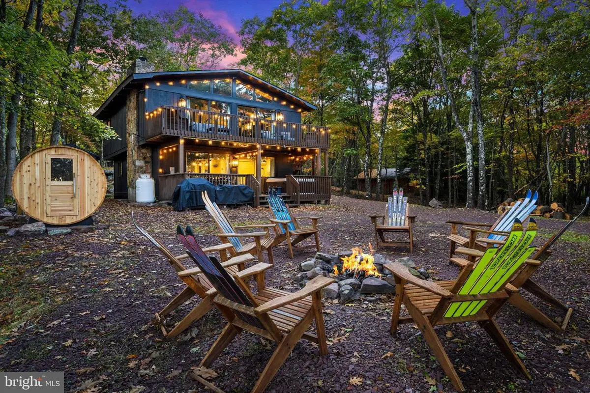 79 Skye Dr, Lake Harmony, PA 18624 - #1