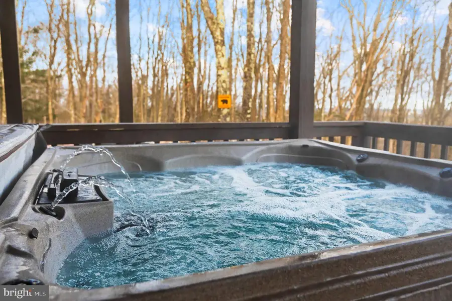 79 Skye Dr, Lake Harmony, PA 18624 - #3