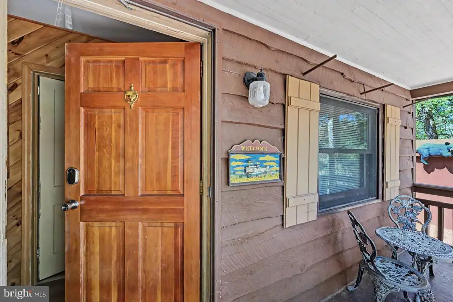 9 Crest Dr, Lake Harmony, PA 18624 - #3