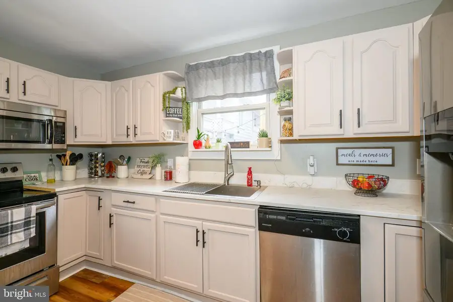 112 Amidon St, Summit Hill, PA 18250 - #2