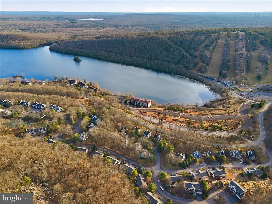 6 Fieldstone Ct, Lake Harmony, PA 18624 - #3