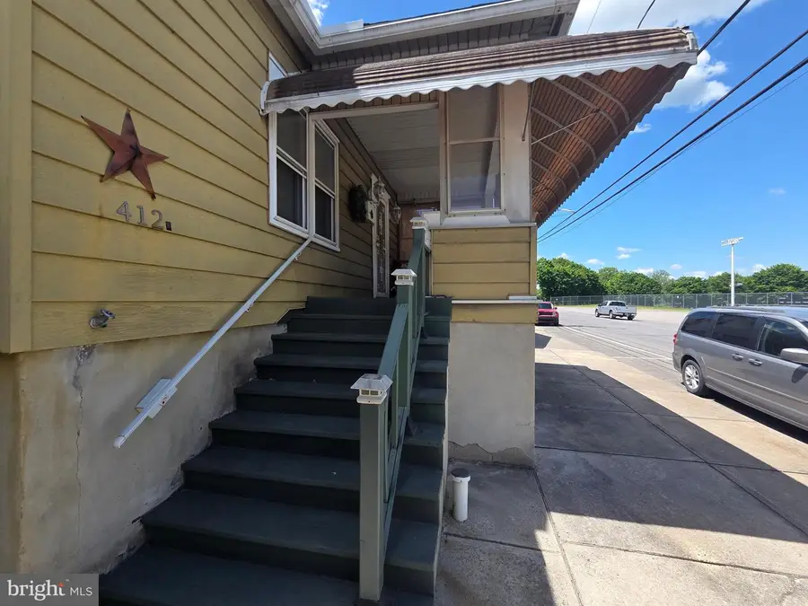412 W Bertsch St, Lansford, PA 18232 - #2