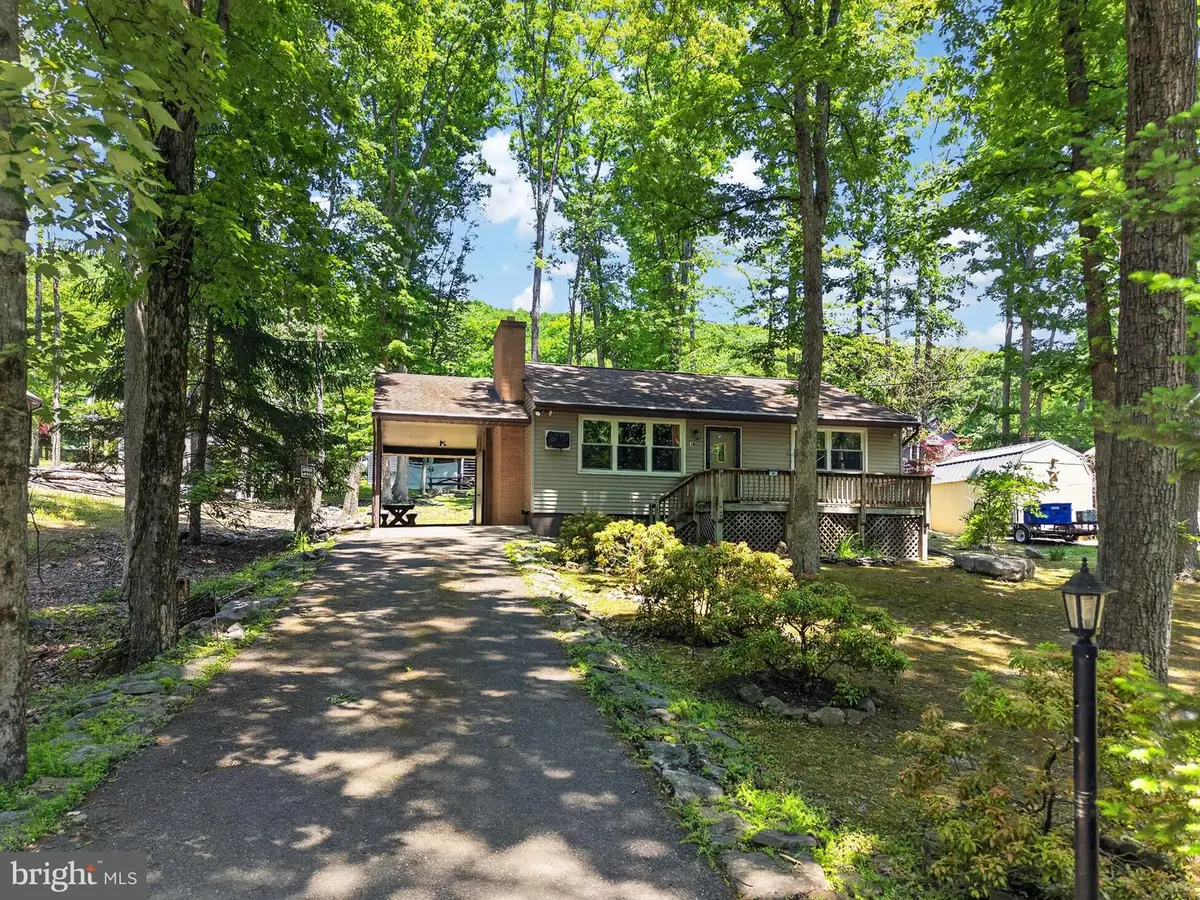 18 White Oak Rd, Nesquehoning, PA 18240 - #1
