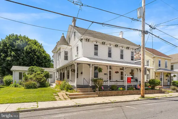 154-156 S Fourth St, LEHIGHTON, PA 18235