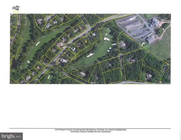 100 Wolf Hollow Rd, LAKE HARMONY, PA 18624