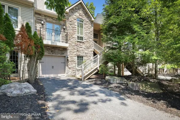 9 Wildbriar, LAKE HARMONY, PA 18624
