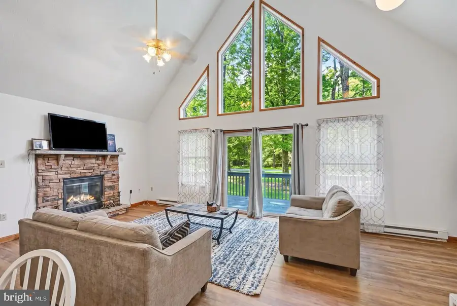 57 Swamp Hollow Ln, Albrightsville, PA 18210 - #3