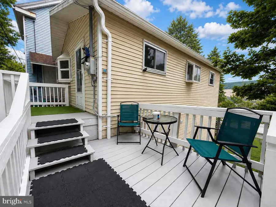 331 W Water St, Lansford, PA 18232 - #3