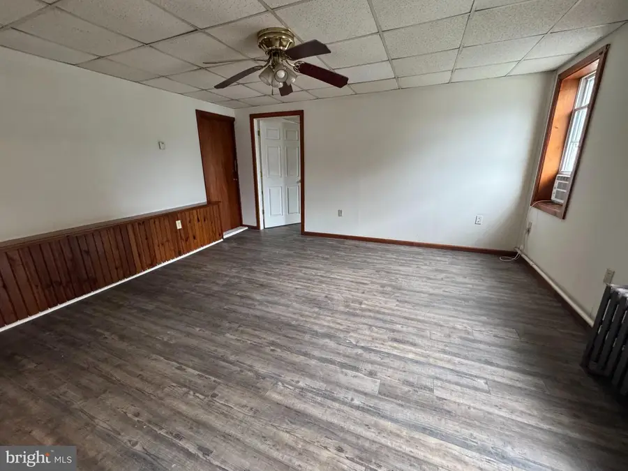 39 Canal St, Lehighton, PA 18235 - #2