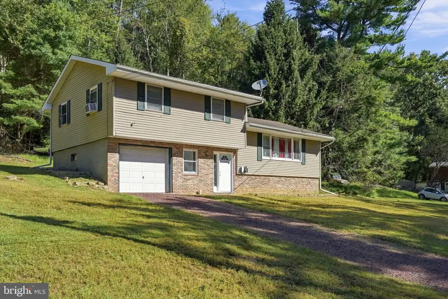 2358 Buck Mountain Rd, Weatherly, PA 18255 - #2