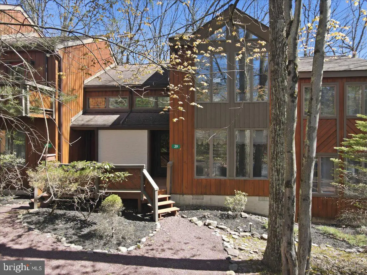 39 Ruffed Grouse Ct, Lake Harmony, PA 18624 - #1