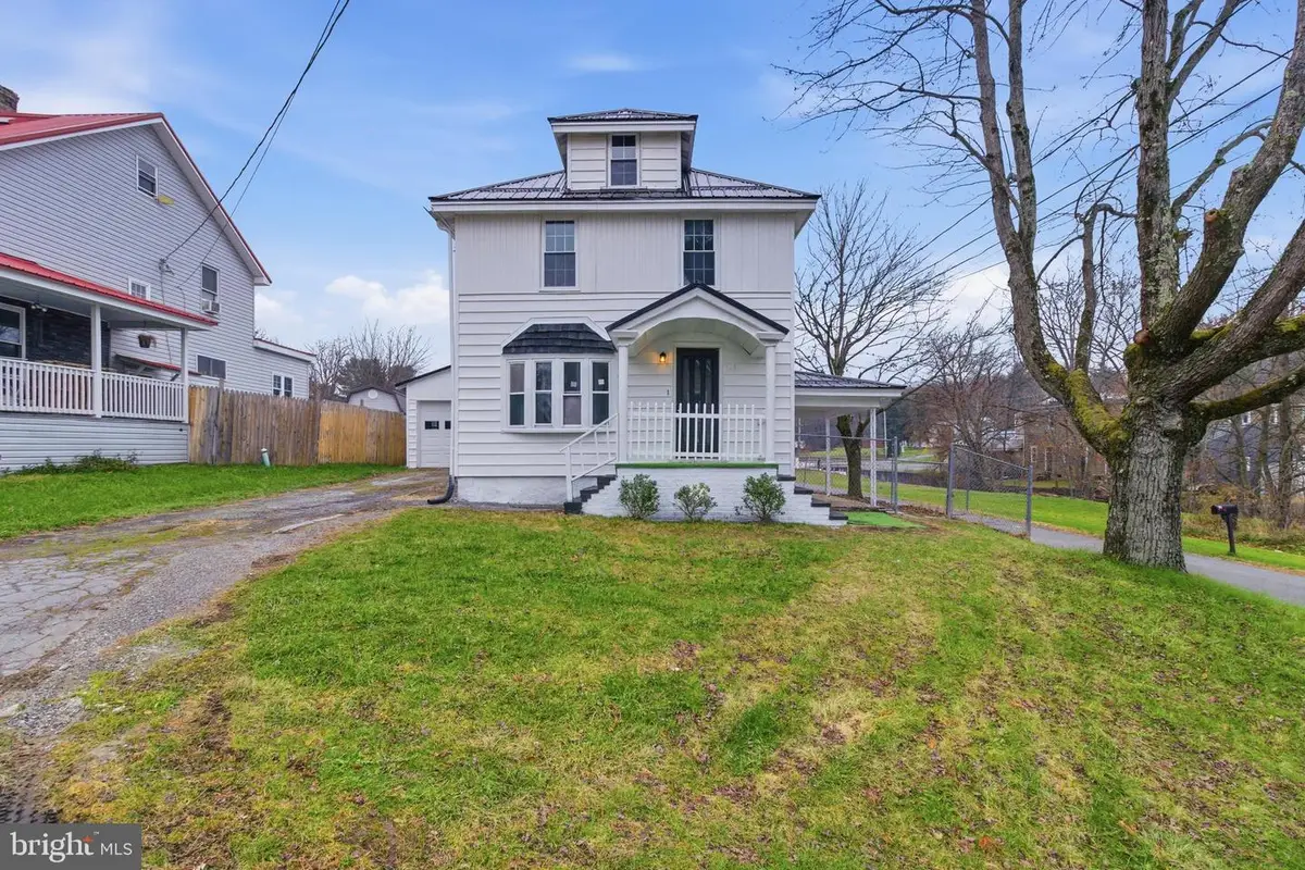 54 4th St, Madera, PA 16661 - Image #1