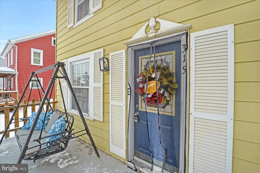 315 Laura St, Philipsburg, PA 16866 - Image #2