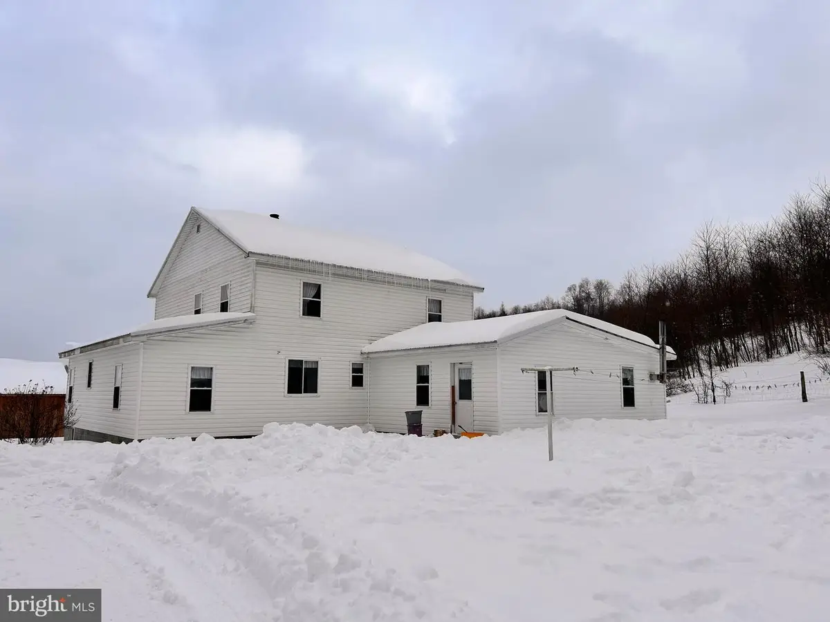 210 Kings Rd, New Millport, PA 16861 - #1