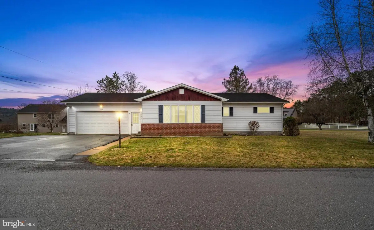 1512 Warren Dr, Clearfield, PA 16830 - #1