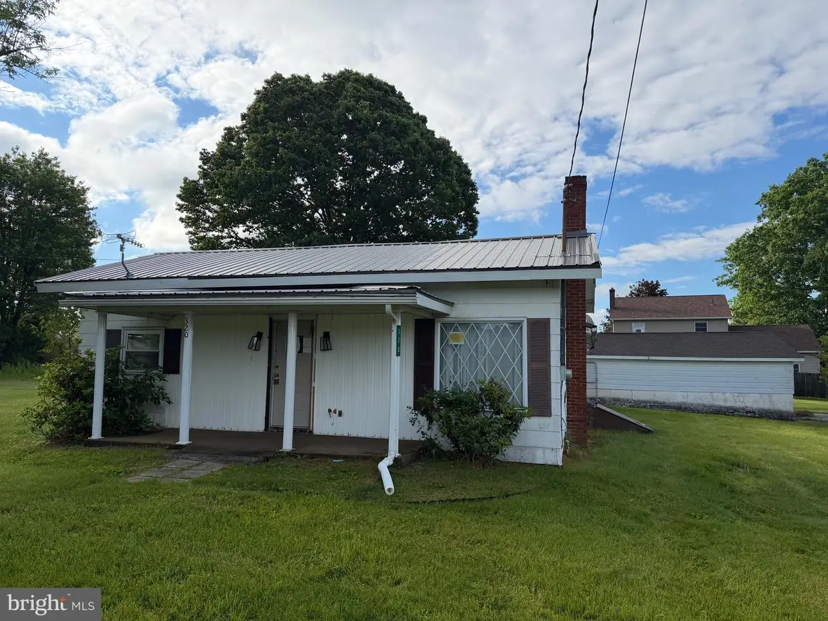 320 Telcott St, Hawk Run, PA 16840 - #1