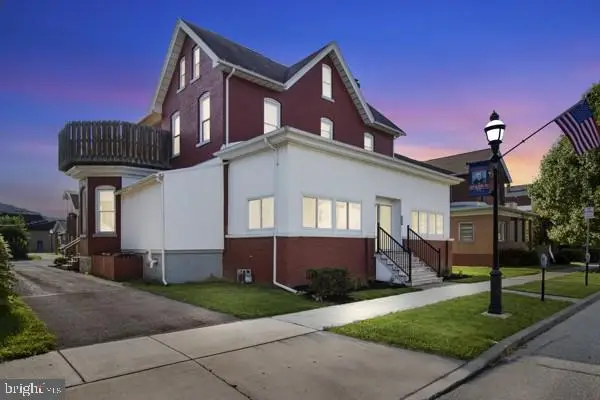 210 N St, Clearfield, PA 16830 - #2