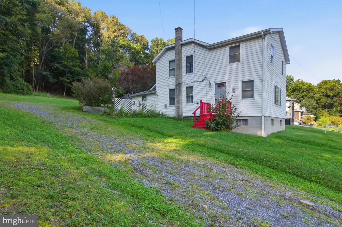 198 Dobrytown Rd, Grassflat, PA 16839 - #1
