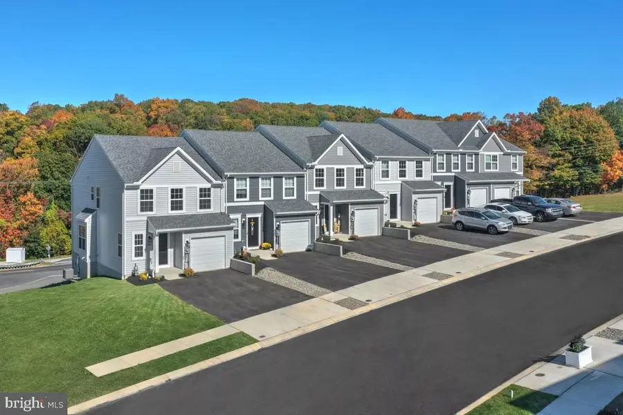 304 Magnolia Ln #lot # 61, State College, PA 16803 - Image #2