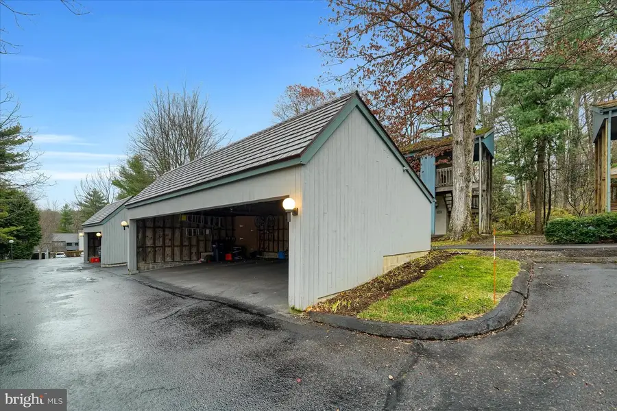1620 Woodledge Cir, State College, PA 16803 - Image #3