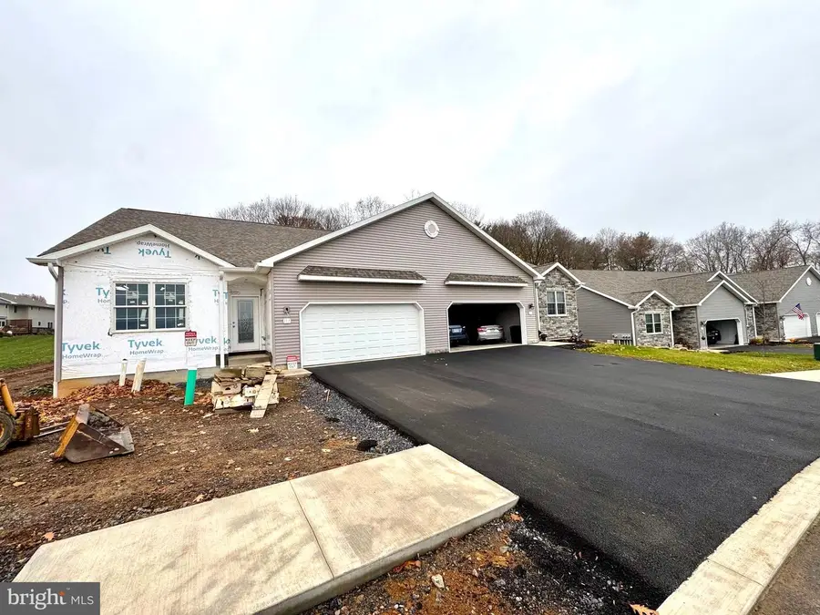 113 Bilberry Cir, Bellefonte, PA 16823 - Image #3