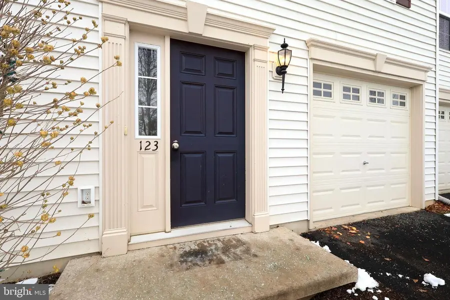 123 Exeter Ln, Bellefonte, PA 16823 - Image #3